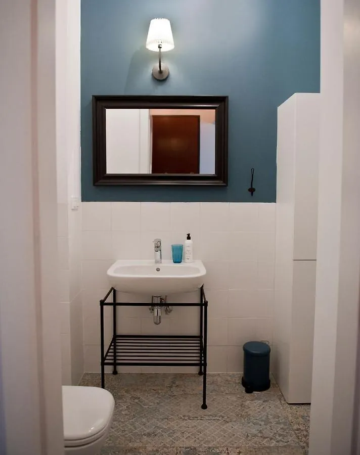 Apartament Piano Praga ワルシャワ